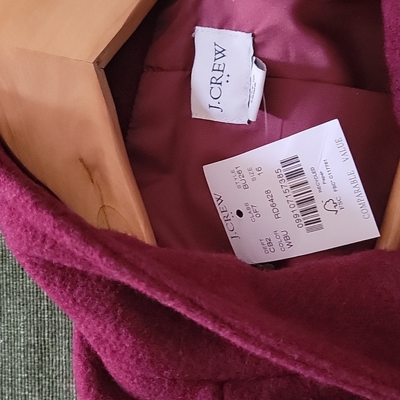 J.CREW BUTTON NECK CITY COAT. WARM BURGUNDY. SIZE 16. NEW WITH TAGS!! - Picture 4 of 4